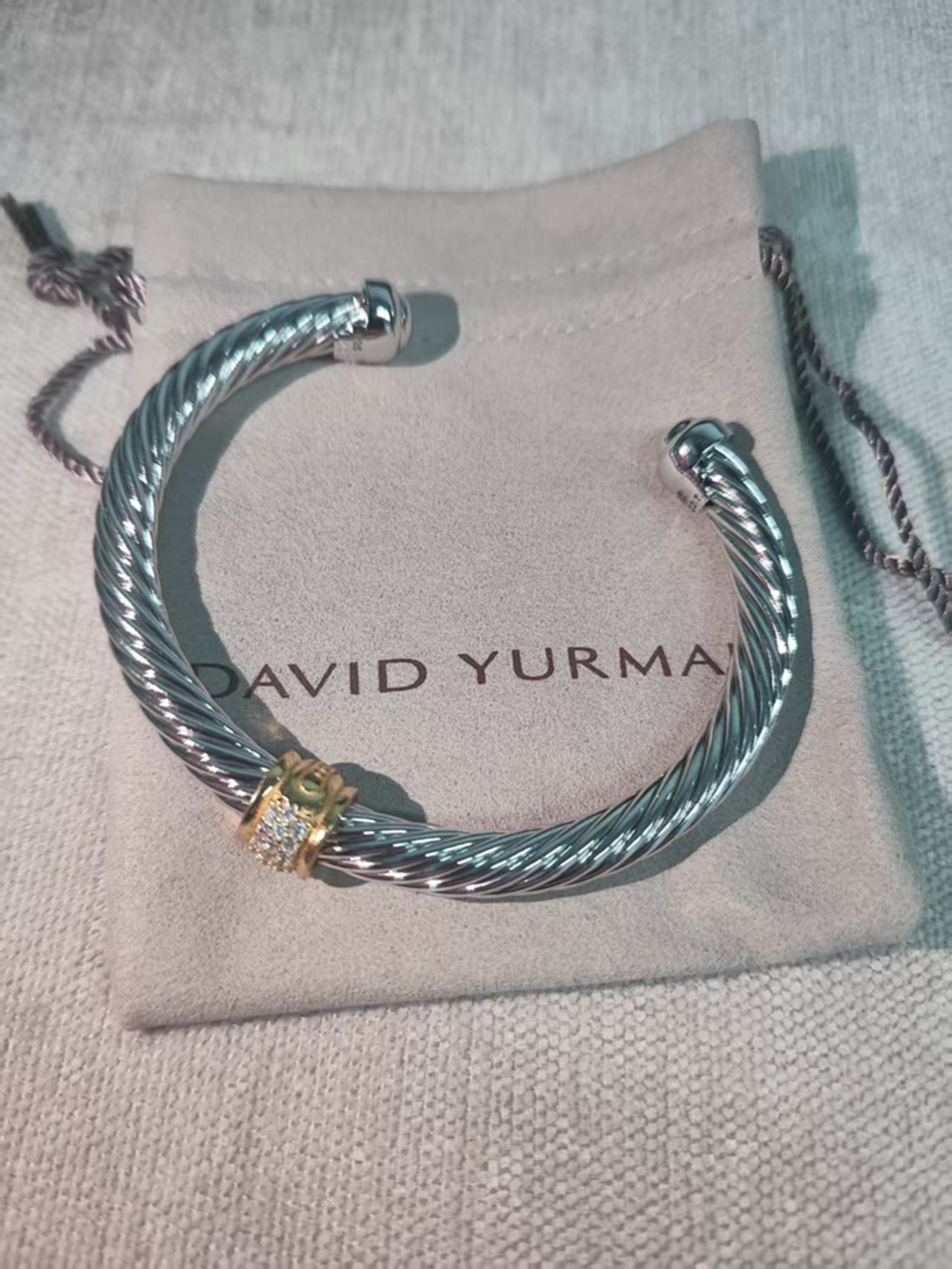 ✨David Yurman Two Tone Single Diamond Station Cable Cuff Bracelet